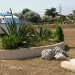 Plage: Atypique Bord De Méditerranée