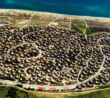 Atypique Bord De Mediterranee Label Architecture Contemporaine Remarquable * Torreilles